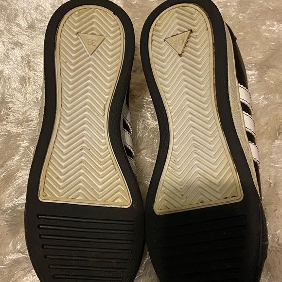 Men’s Leather Adidas High Tops - Picture 7 of 7